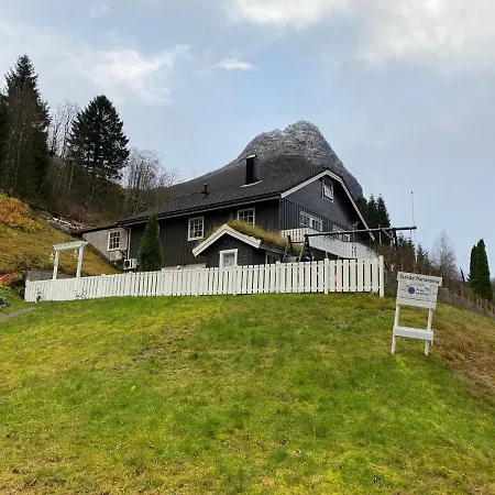 Sunde Panorama Apartment Olden
